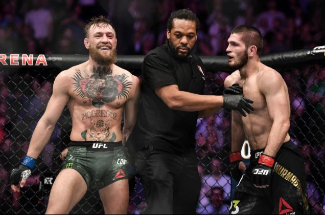 Khabib Bercanda Wasit...