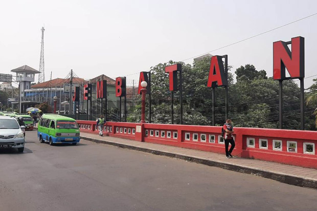 Jembatan Merah Bogor,...