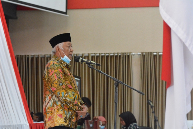 Adang Hadari Titipkan...