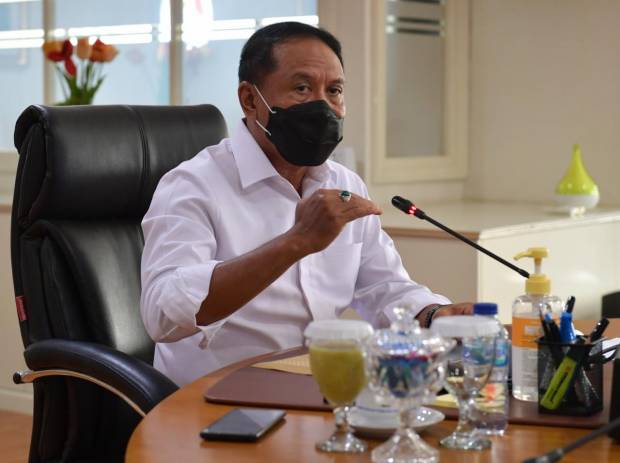 Menpora: Turnamen Piala...