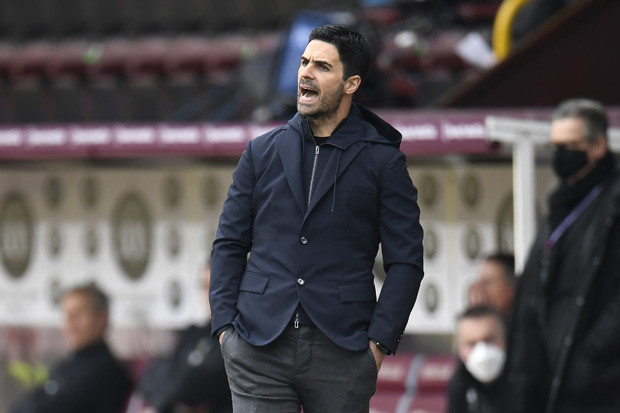 Arteta Ngambek Penalti...
