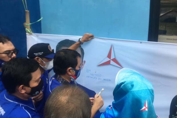 Demokrat DKI Siap Pecat...