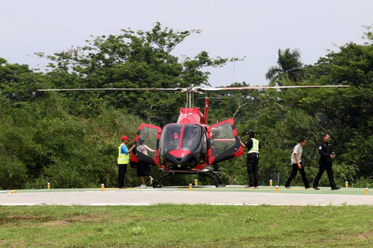 Mau Naik Taksi Terbang...