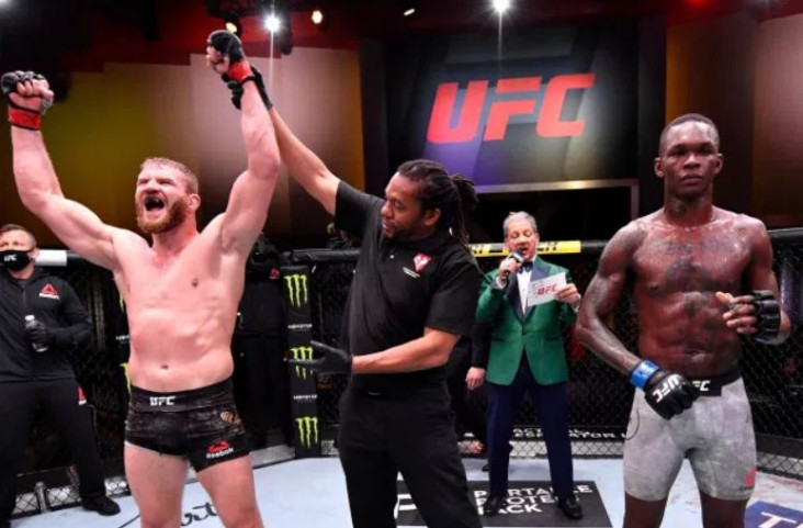 Israel Adesanya Tercengang...