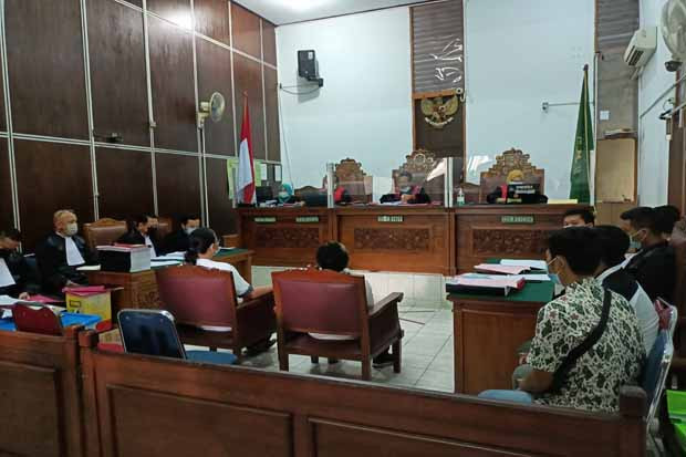 Jaksa Jadikan 2 Terdakwa...