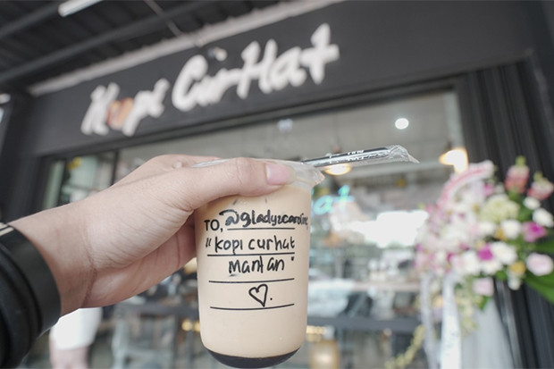 Mau Ngopi sambil Curhat,...