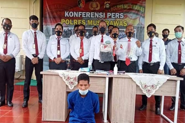 Terjebak Rayuan Wanita...