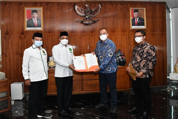 Kemenkumham Resmi Teken...