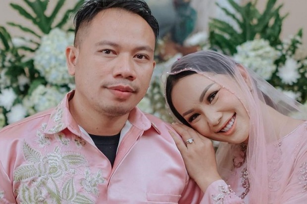 Empat Hari Jelang Menikah,...