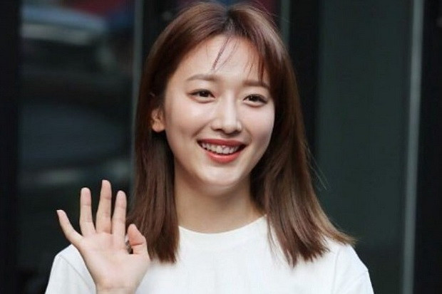 Aktris Cantik Pyo Ye-jin...