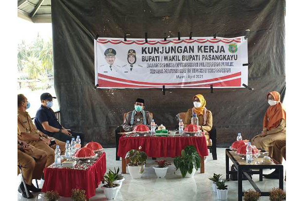 Bupati dan Wabup Pasangkayu...