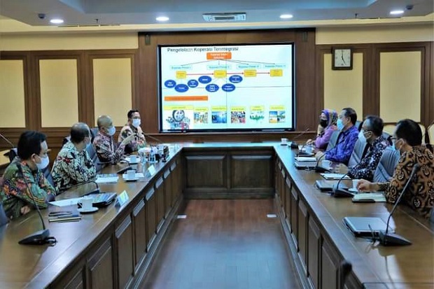 Pentingnya SDM Teknologi...