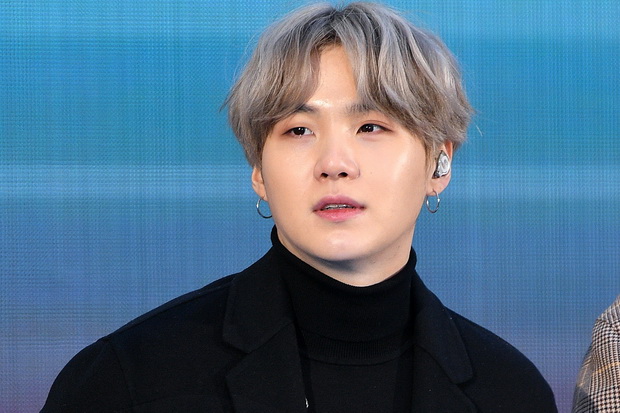 Suga BTS Rayakan Ultah...