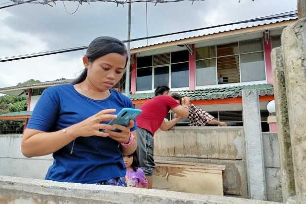 Akses Jalan Utama Dibeton...