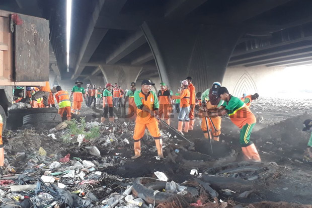 Kurangi Sampah Jakarta,...