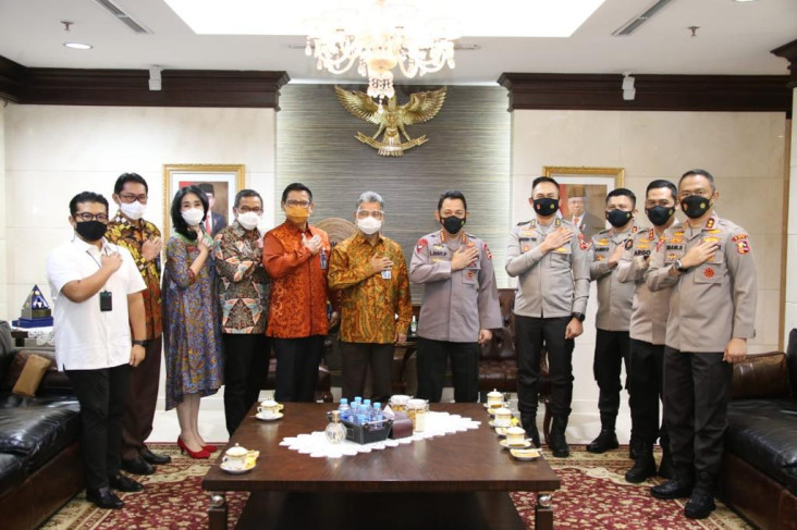 Silahturahmi dengan...