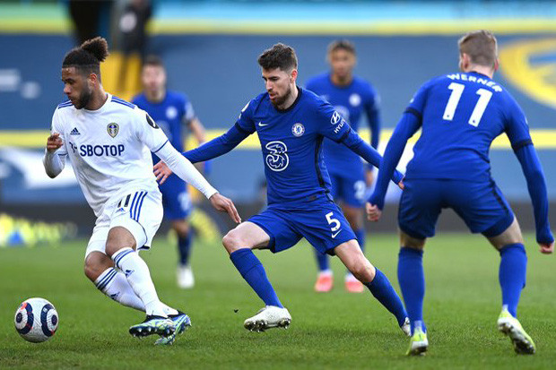 Diimbangi Leeds, Chelsea...
