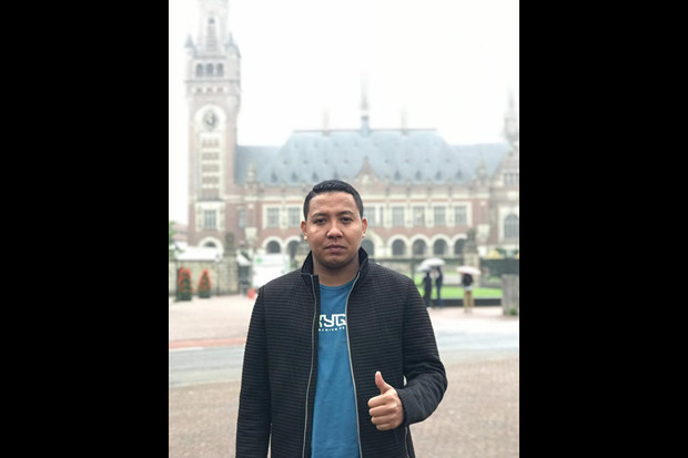 Terus Berkonflik, Penataan...