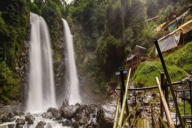 Tiga Pesona Wisata Pilihan...