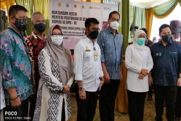 Di Hadapan 3 Menteri...