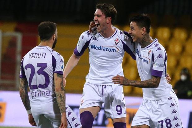 Cetak Hat-trick Vlahovic...
