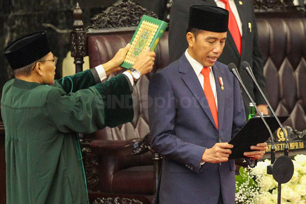 Refly Harun Dukung Amendemen...