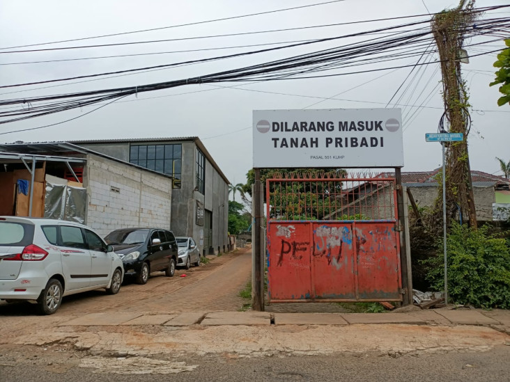 Rumah Dipagari Beton...