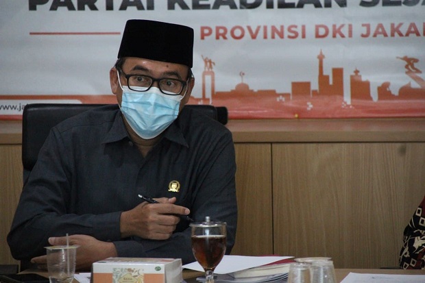 Berumur Ratusan Tahun,...