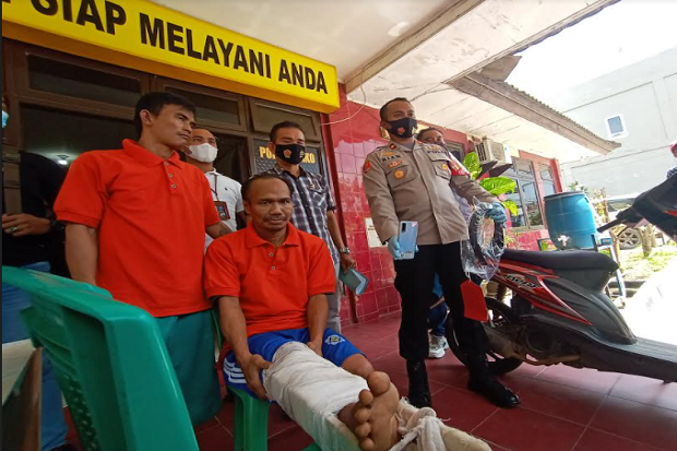Polsek Sako Tembak Dua...