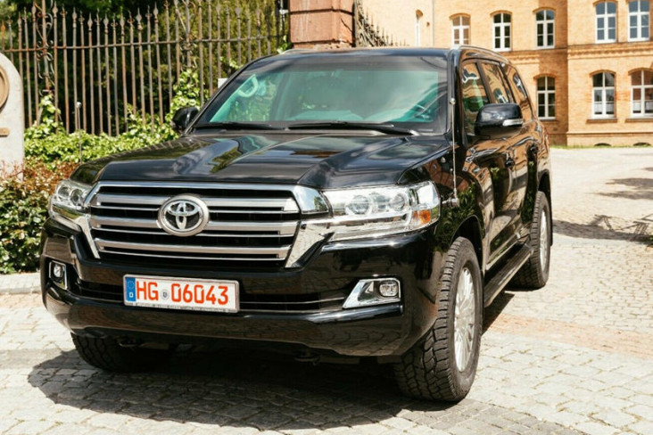 Toyota Land Cruiser...