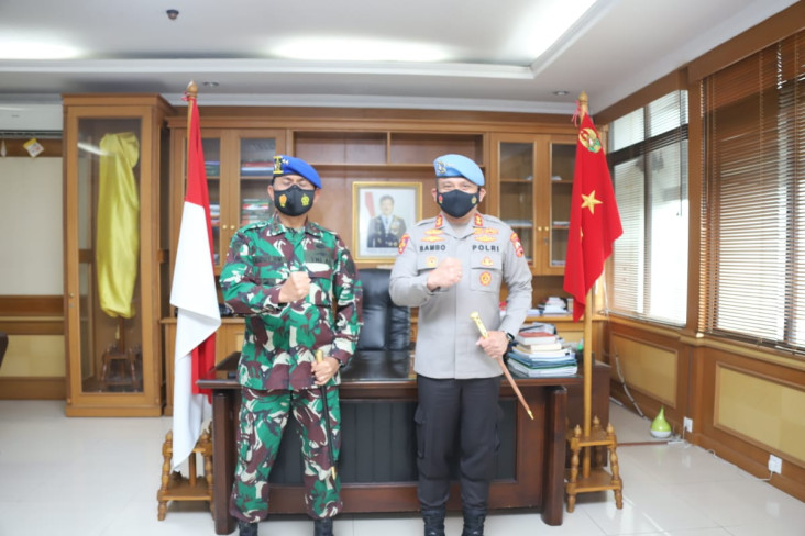 TNI-Polri Mantapkan...