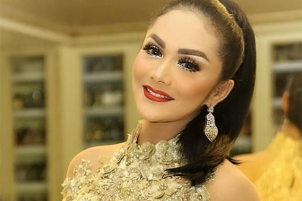 Krisdayanti Kenang Momen...