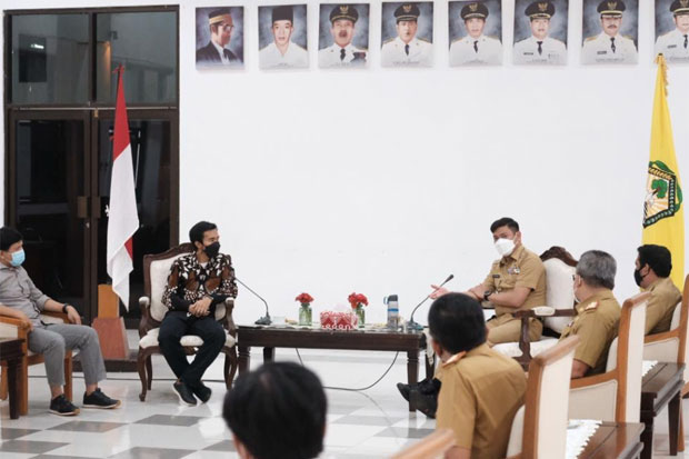 KPU Gowa Kembalikan...