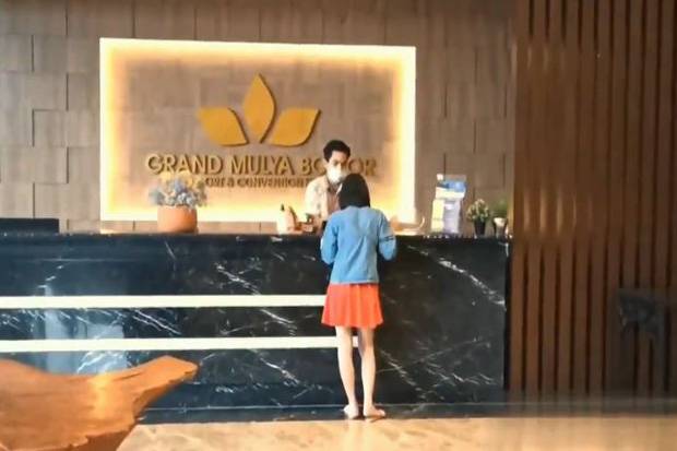 Ungkap Video Syur di...