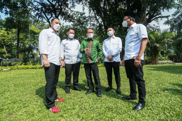 Bahlil Bertemu Tiga...