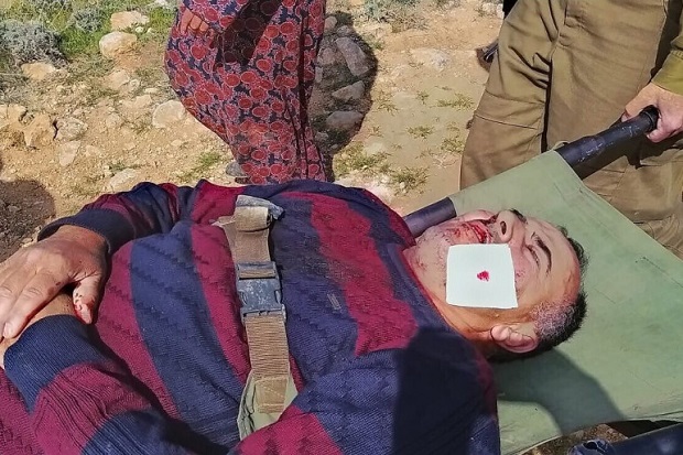 Gerombolan Pemukim Israel...