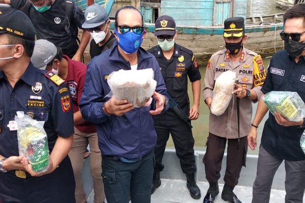 Puluhan Kg Sabu dan...