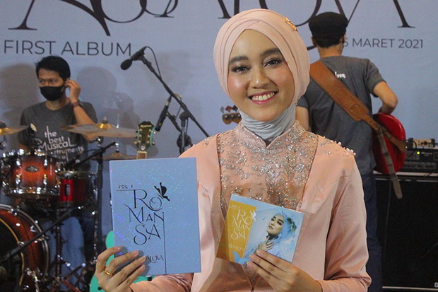 Didukung Yovie Widianto,...