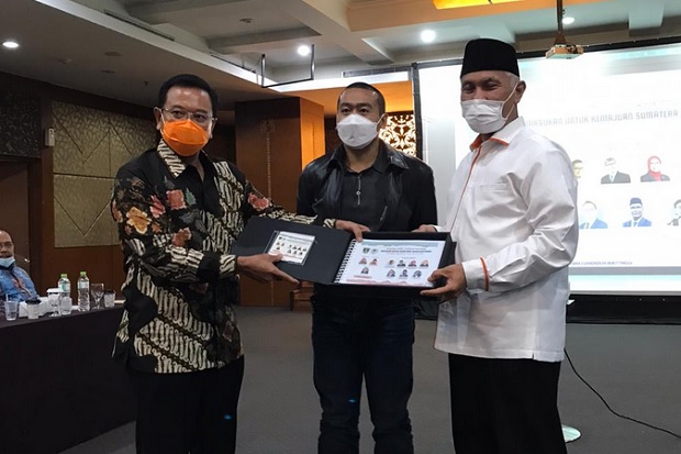 Bangun Sumbar, Gubernur...