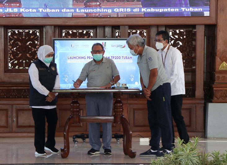 Gubernur Khofifah Launching...