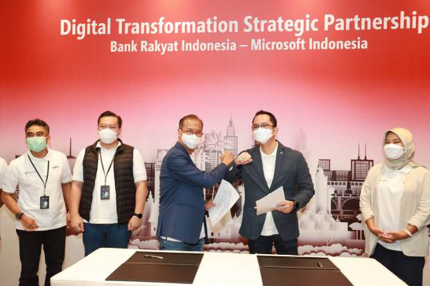 Transformasi Operasi...