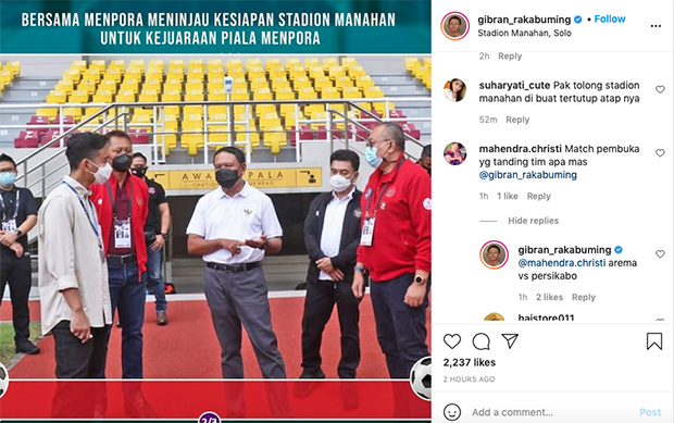 Gibran Tinjau Stadion...