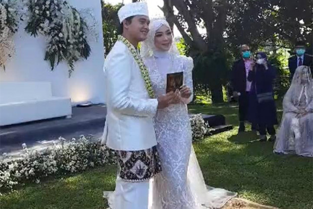 Ikbal Fauzi Resmi Beristrikan...