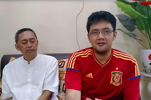 Duel Empat Mata dengan...