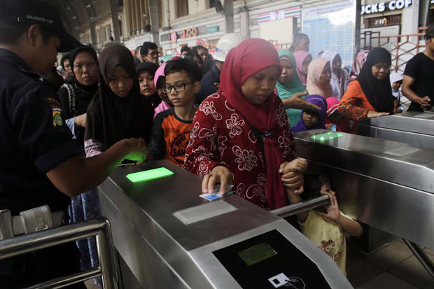 Tolak Penghapusan Tiket...