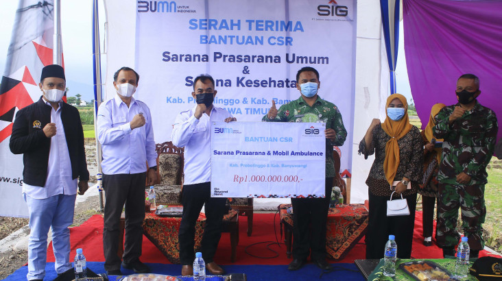 SIG Serahkan Bantuan...