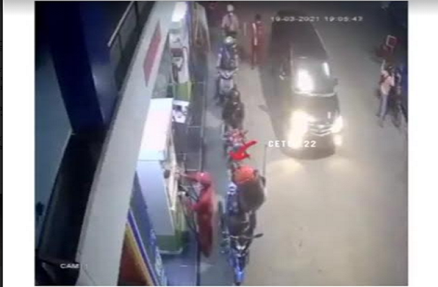 Viral, Pengendara Motor...