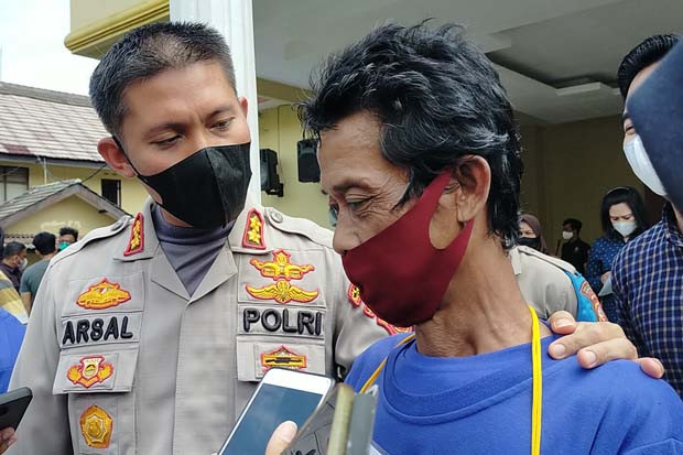 Tidak Bisa Ereksi ke...