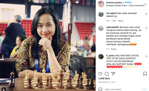 Chelsie Monica Kebanjiran...