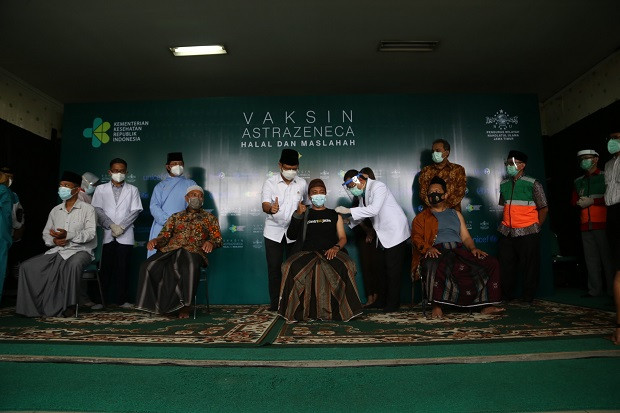 Kyai Muda NU Jatim Disuntik...